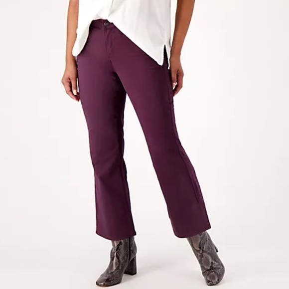 NYDJ Julia Sateen Relaxed High Rise Flared Jeans In Eggplant, 14R - NWT - Picture 1 of 8